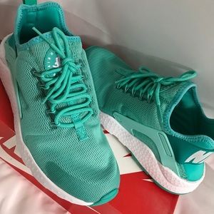 w air huarache ultra